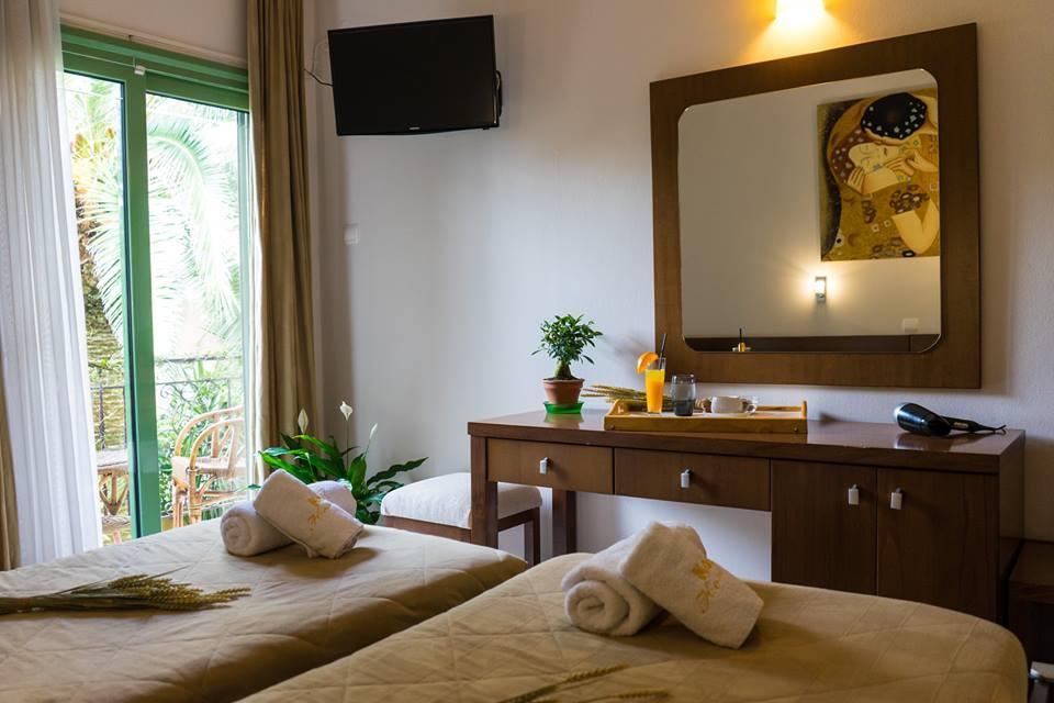 Hotel Kostis Skiathos Chora Extérieur photo