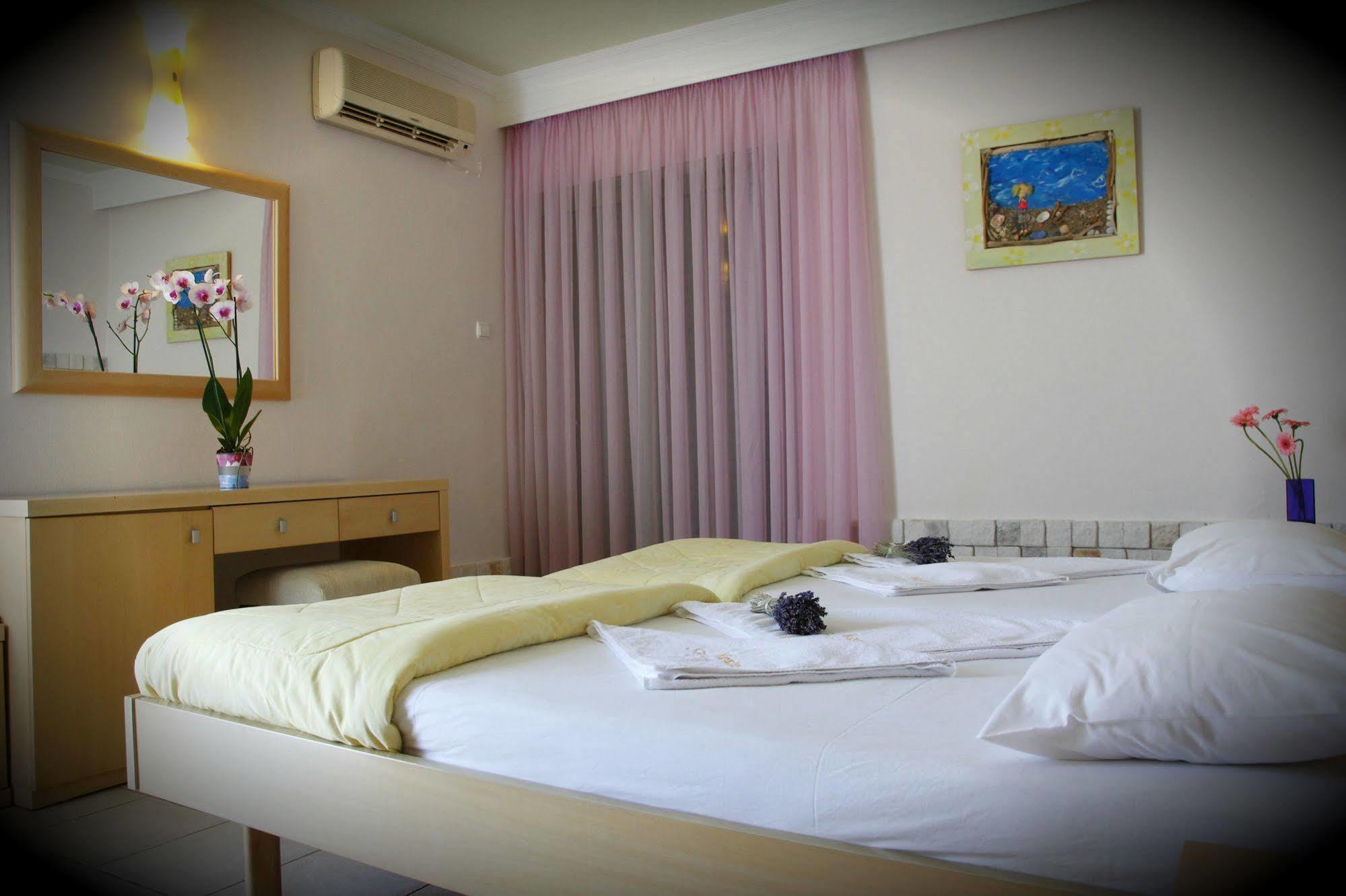 Hotel Kostis Skiathos Chora Extérieur photo